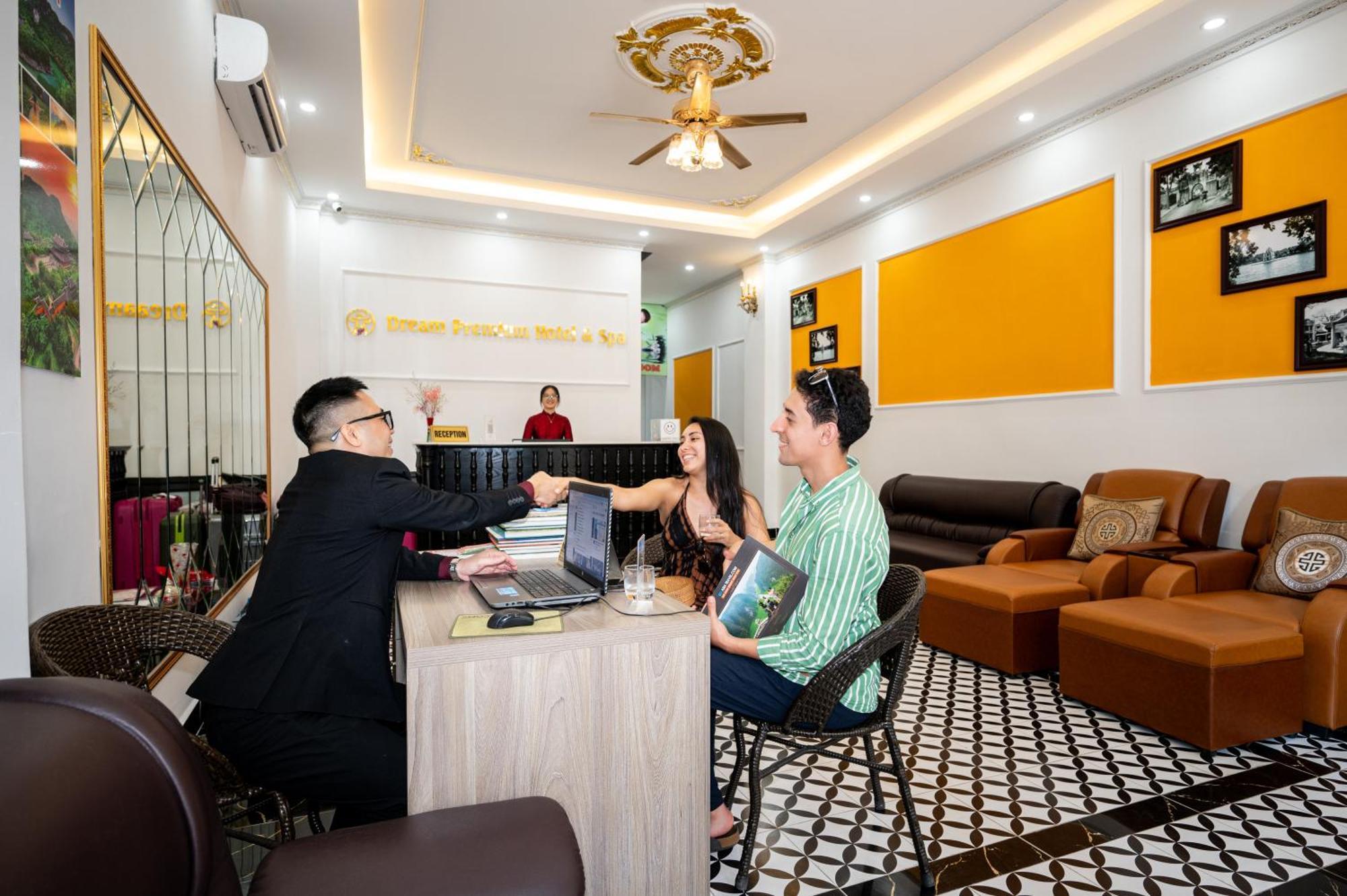 Dream Premium Hotel & Spa Hanoi Exteriör bild